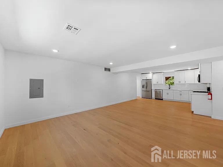 3 Meadow Road, Unit 2 Edison, NJ 08817 - Photo 2 of 19