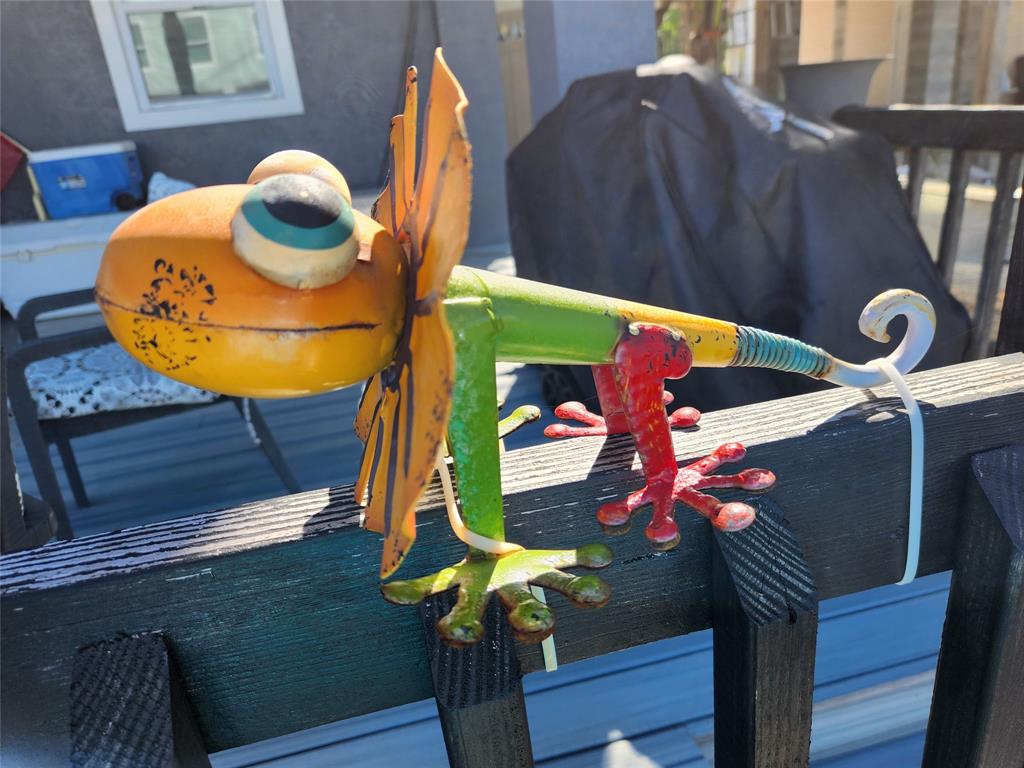 31547 Ave D Big Pine Key, FL 33043 - Photo 34 of 42 a living room with furniture