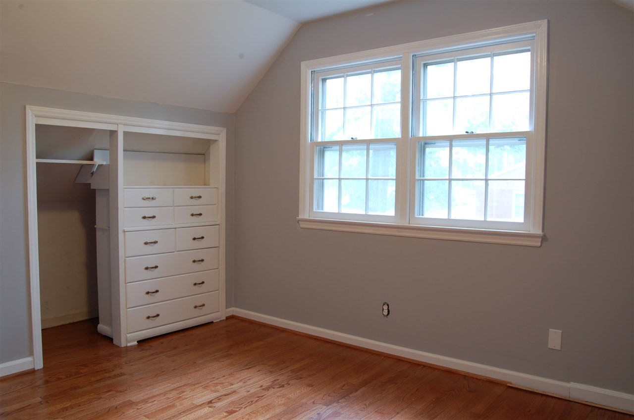 712 Richmond Street Raleigh, NC 27609 - Photo 12 of 23 Bedroom