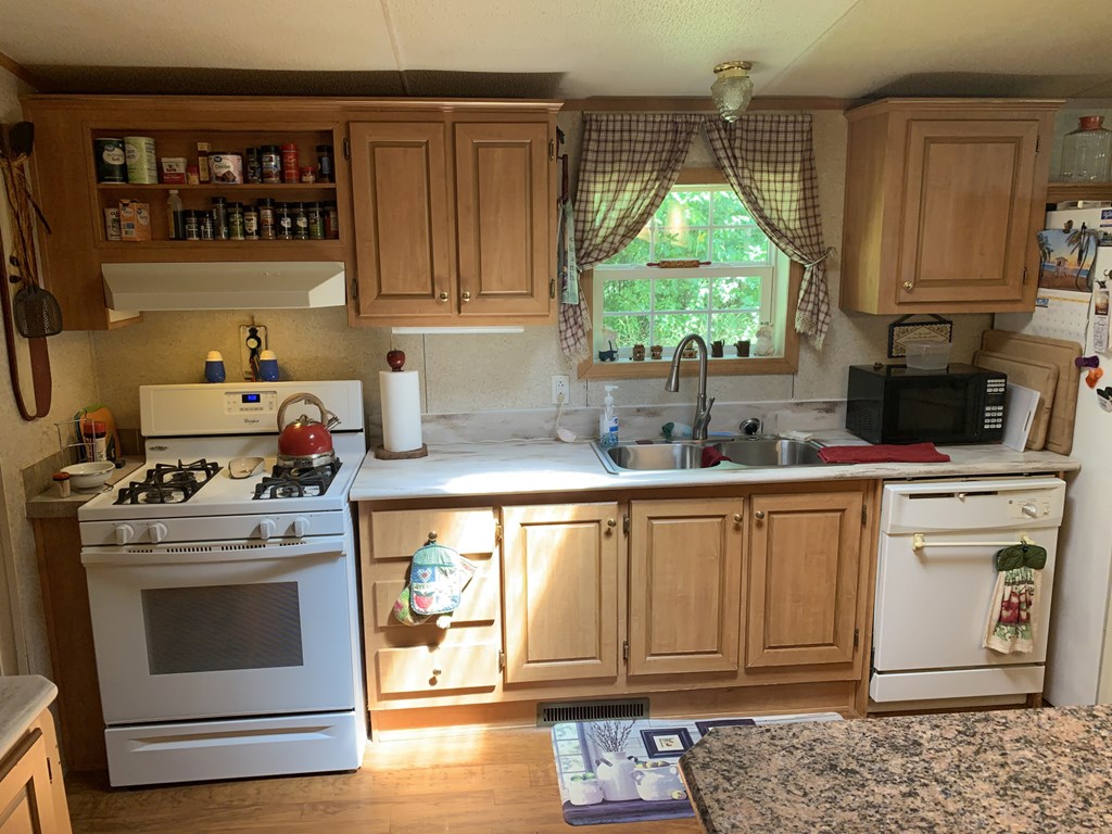 13493 State Rte 27 Grand Valley, PA 16420 - Photo 9 of 16