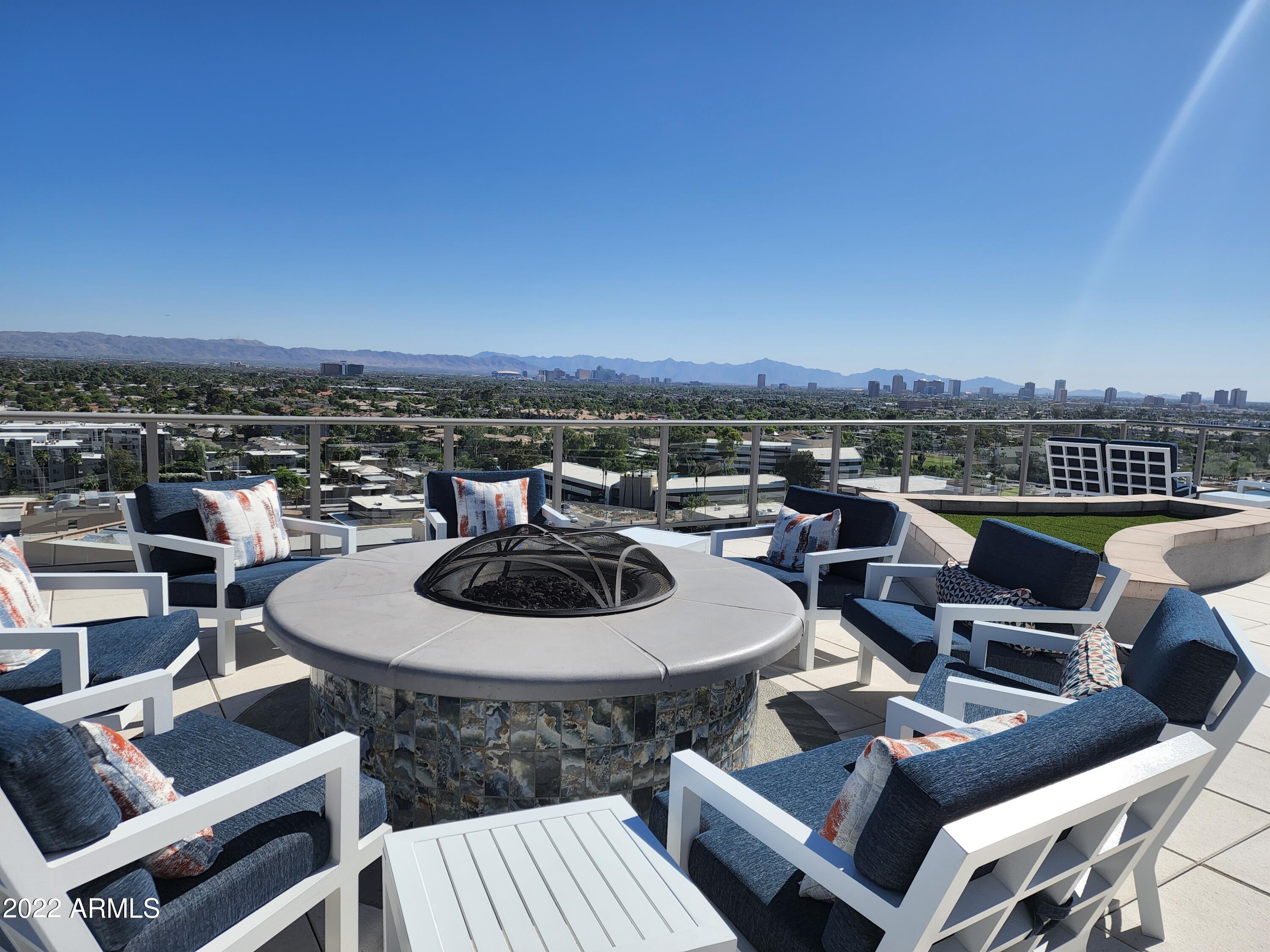 2211 East Camelback Road, Unit 1104 Phoenix, AZ 85016 - Photo 42 of 43 Rooftop Patio