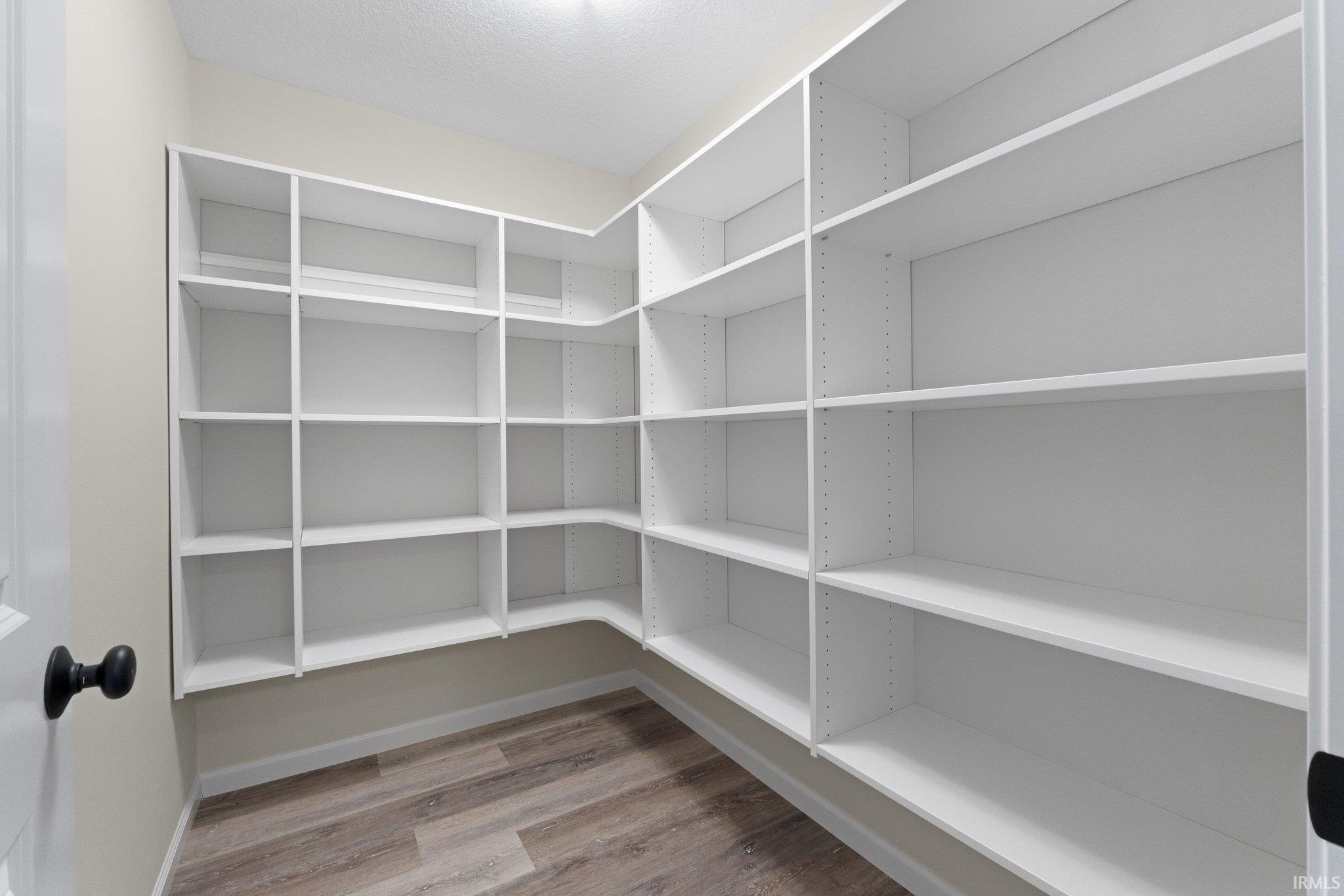 975 Zenos Boulevard Fort Wayne, IN 46818 - Photo 22 of 34