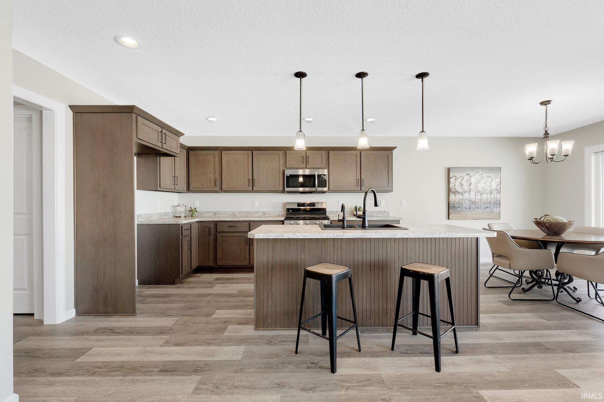 975 Zenos Boulevard Fort Wayne, IN 46818 - Photo 7 of 34