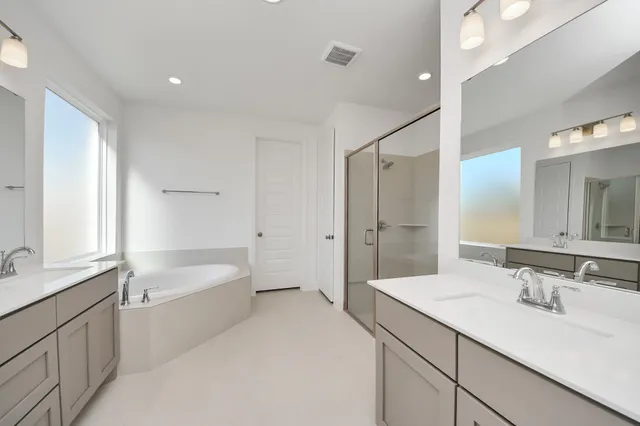 $3,900 | 5806 Pink Coral Lane, Manvel, TX 77578