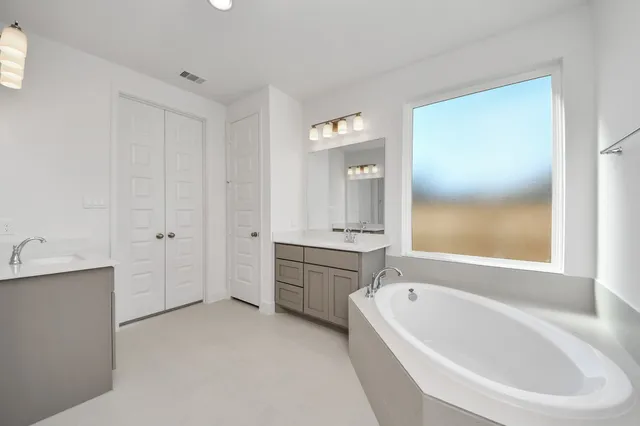 $3,900 | 5806 Pink Coral Lane, Manvel, TX 77578