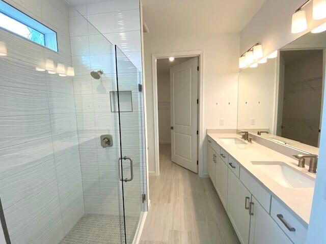 1375 Haven Circle Vero Beach, FL 32960 - Photo 23 of 36 Owner's Bath