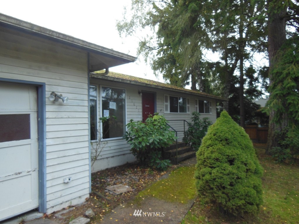 21621 4th Avenue West Bothell, WA 98021 - Photo 1 of 14