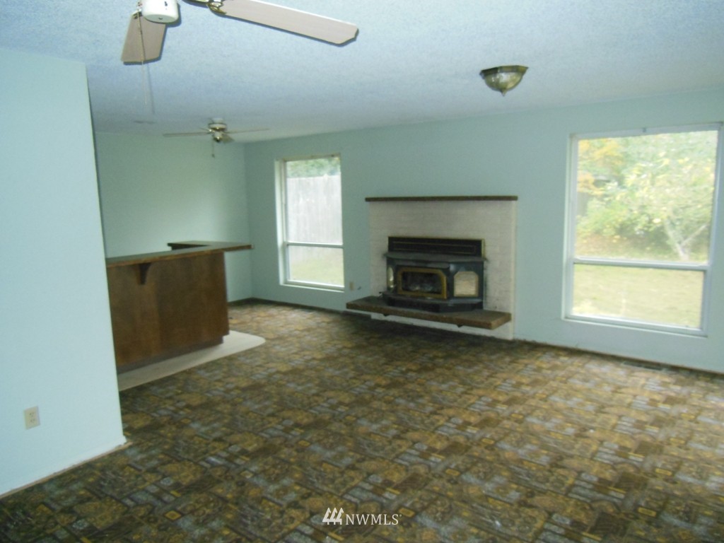 21621 4th Avenue West Bothell, WA 98021 - Photo 5 of 14