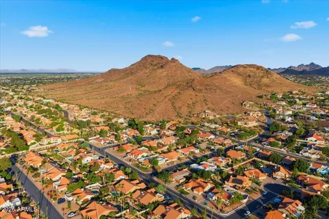 $1,025,000 | 15814 North 12th Street, Phoenix, AZ 85022