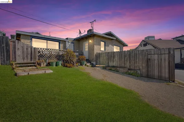 $980,000 | 4 Beach Avenue, Dillon Beach, CA 94929