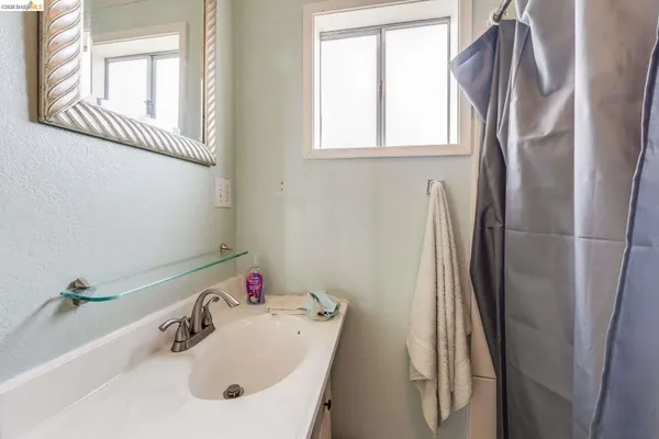 $980,000 | 4 Beach Avenue, Dillon Beach, CA 94929