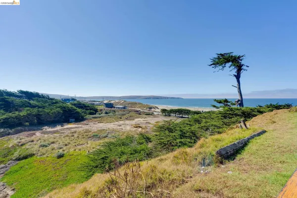 $980,000 | 4 Beach Avenue, Dillon Beach, CA 94929