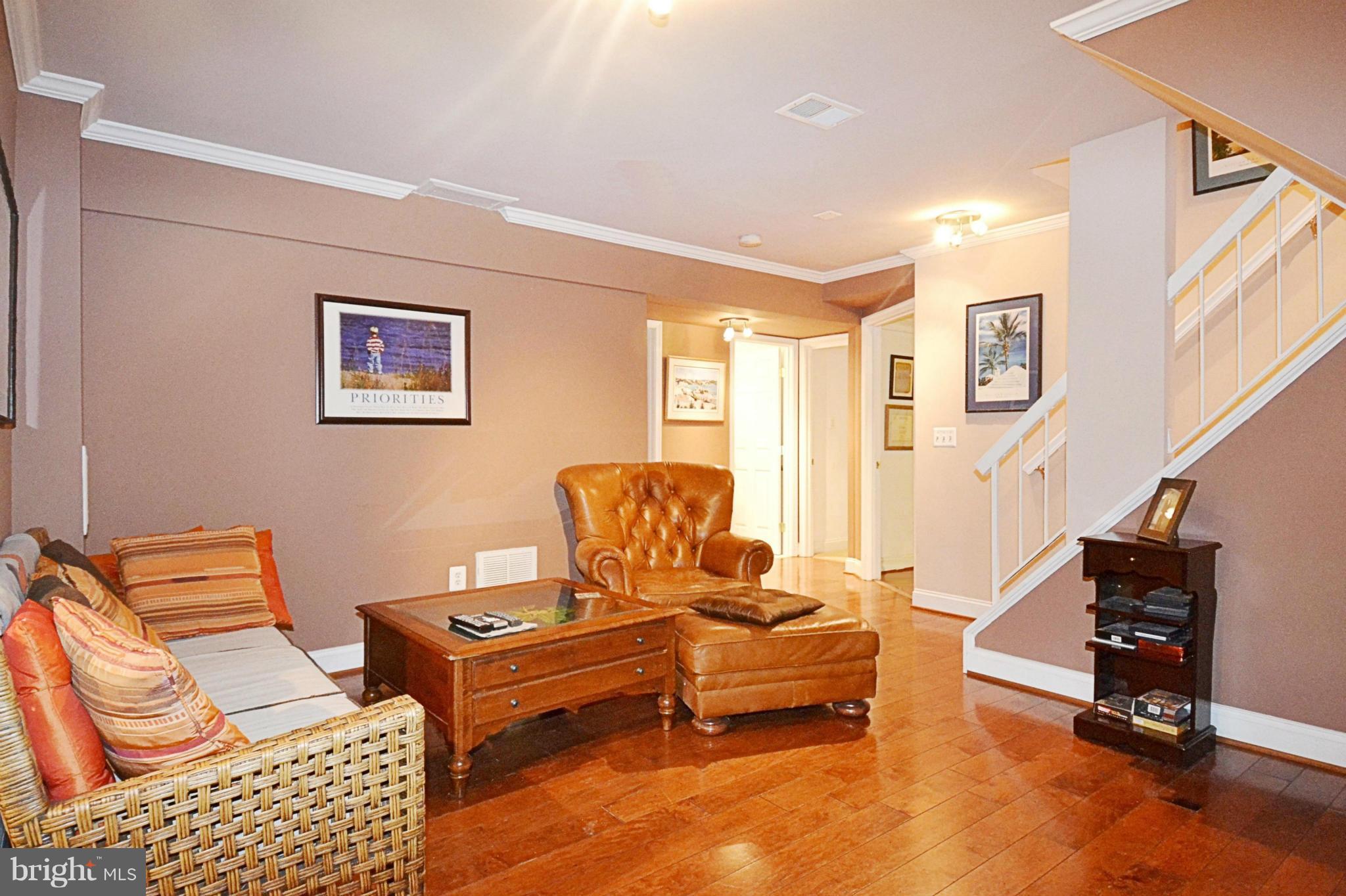 11634 Chapel Cross Way Reston, VA 20194 - Photo 23 of 30 a living room with furniture