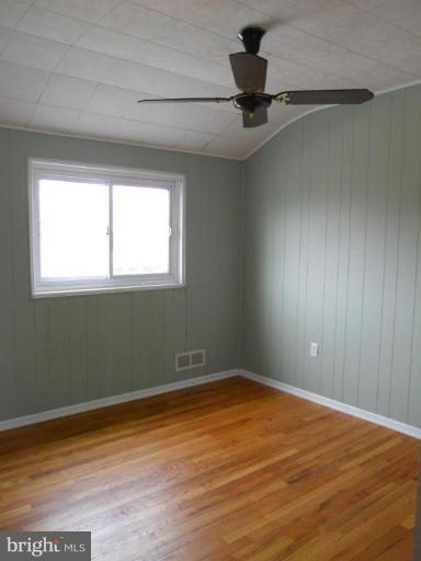 1924 Wareham Road Dundalk, MD 21222 - Photo 14 of 17 Bedroom #3