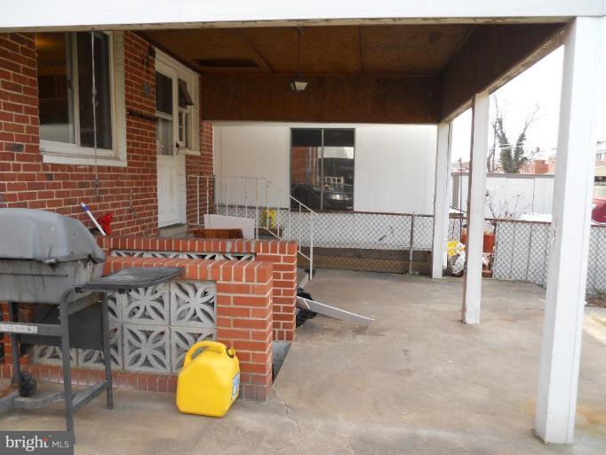 1924 Wareham Road Dundalk, MD 21222 - Photo 4 of 17 Patio