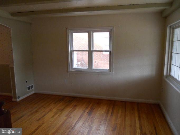 1924 Wareham Road Dundalk, MD 21222 - Photo 6 of 17 Living Room #2