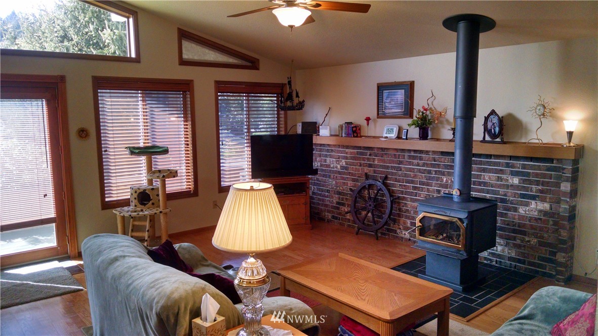 101 Northeast Boad Haven Road Belfair, WA 98528 - Photo 3 of 21