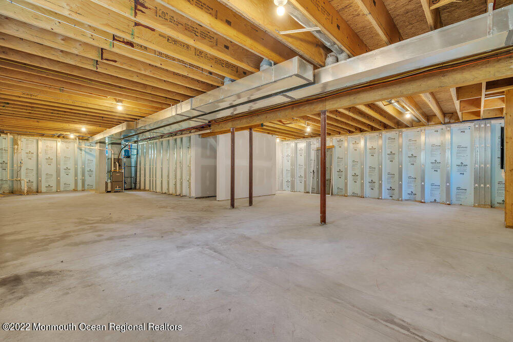 10 Sander Way Bayville, NJ 08721 - Photo 29 of 30 a view of large room