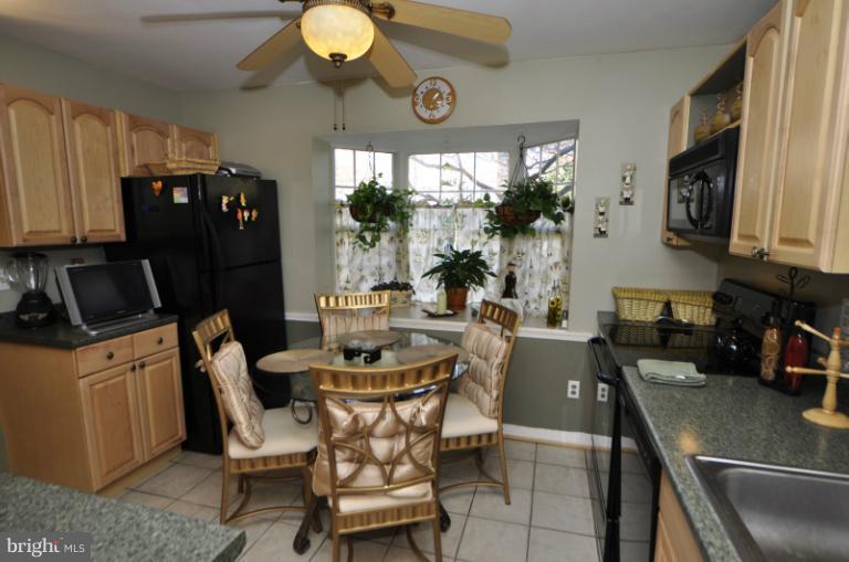 11707 Briary Branch Court Reston, VA 20191 - Photo 2 of 5 Kitchen
