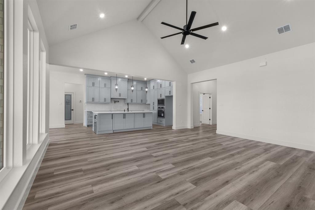 508 Ashlow Court Springtown, TX 76082 - Photo 6 of 21