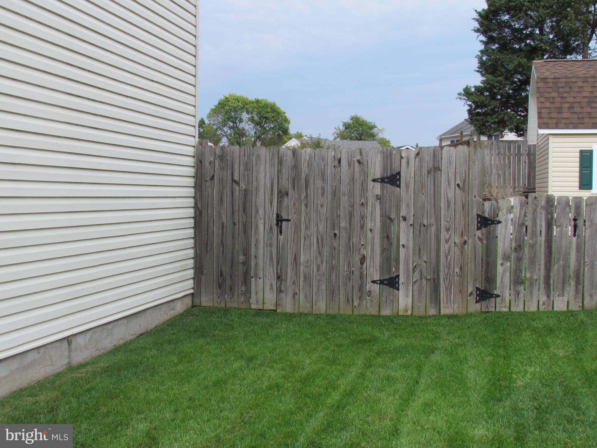 12923 Bogby Road Baltimore, MD 21220 - Photo 4 of 19 Exterior (General)