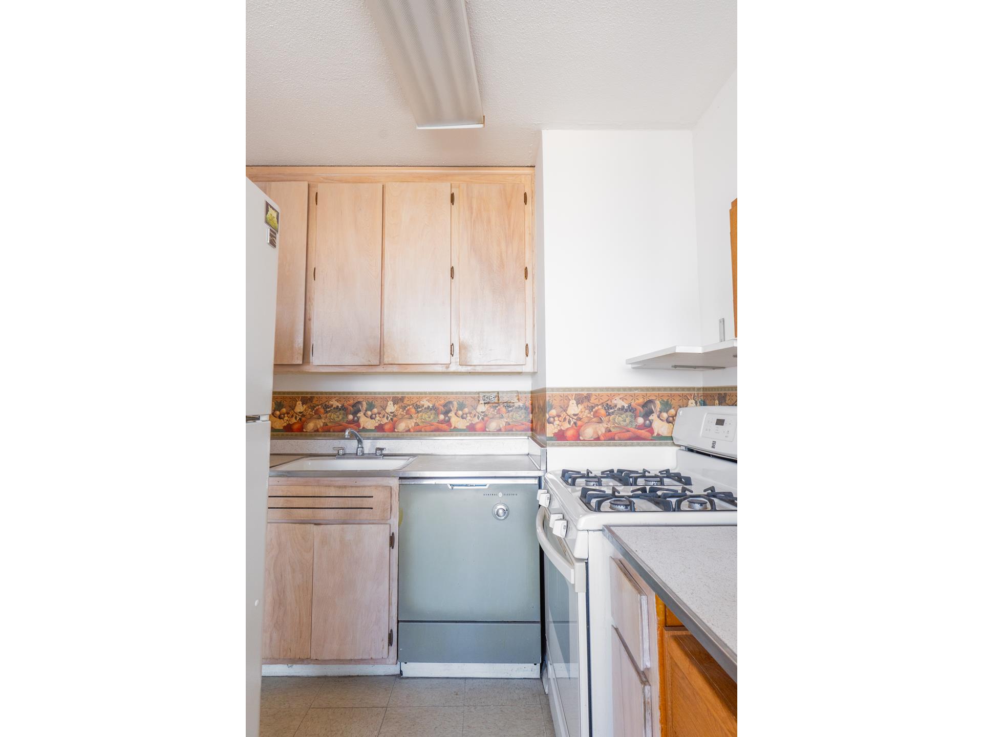 75 Henry Street, Unit 14C Brooklyn, NY 11201 - Photo 7 of 17