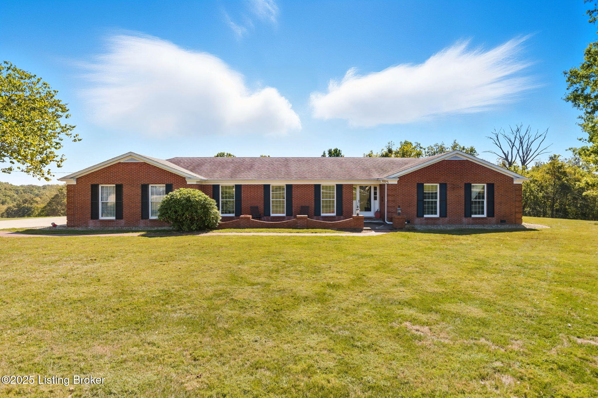 6925 Lawrenceburg Road Chaplin, KY 40012 - Photo 1 of 59 6925 Lawrenceburg Rd01