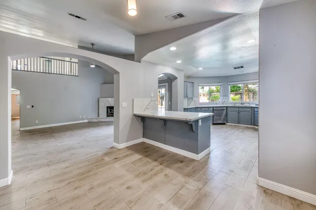 $779,000 | 3278 Magnolia Avenue, Clovis, CA 93611