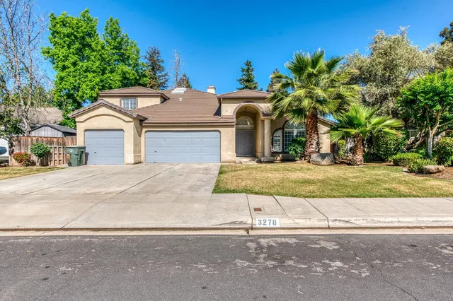 $779,000 | 3278 Magnolia Avenue, Clovis, CA 93611