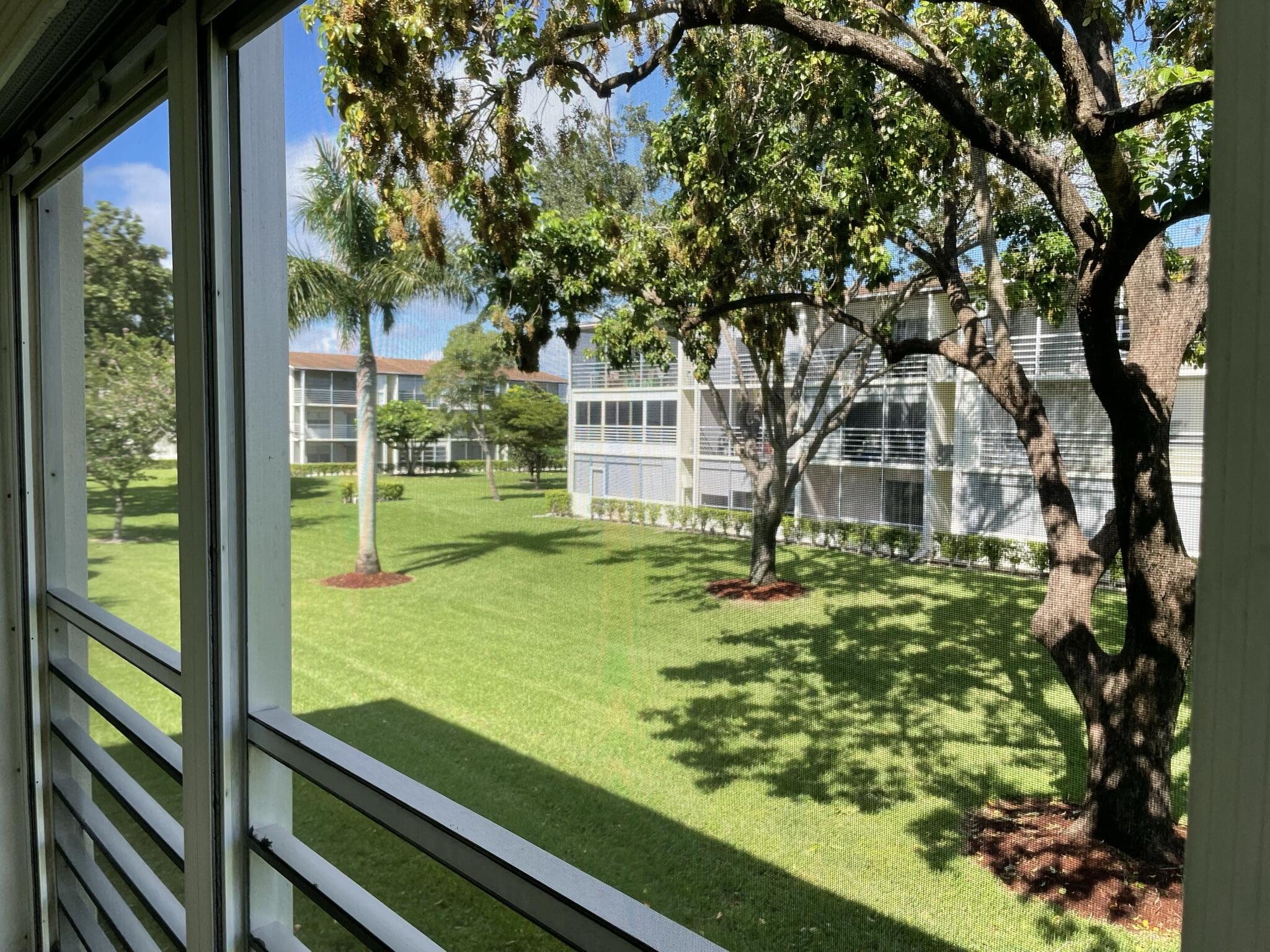 26 Suffolk A Boca Raton, FL 33434 - Photo 11 of 20 View