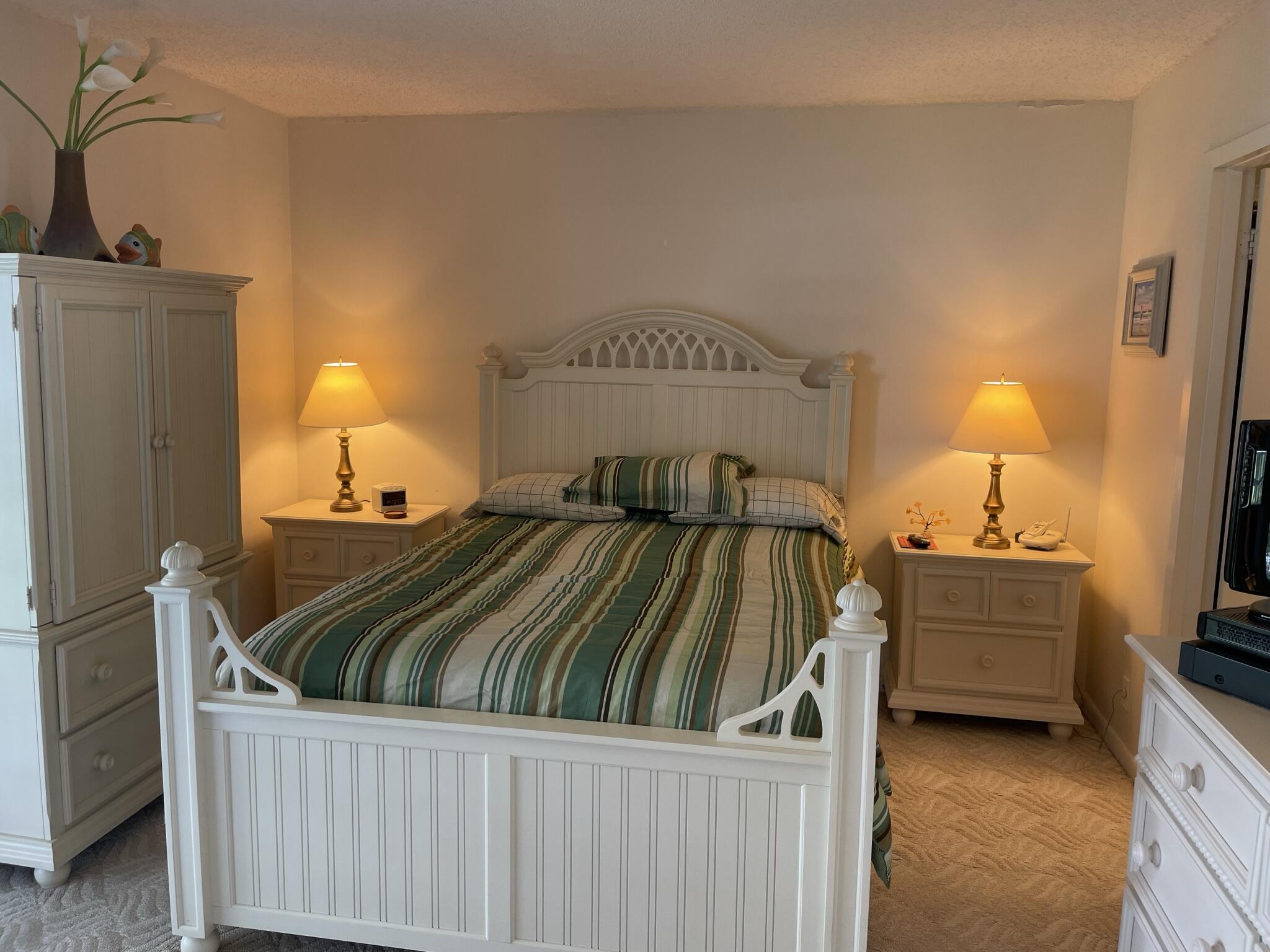 26 Suffolk A Boca Raton, FL 33434 - Photo 13 of 20 Bedroom