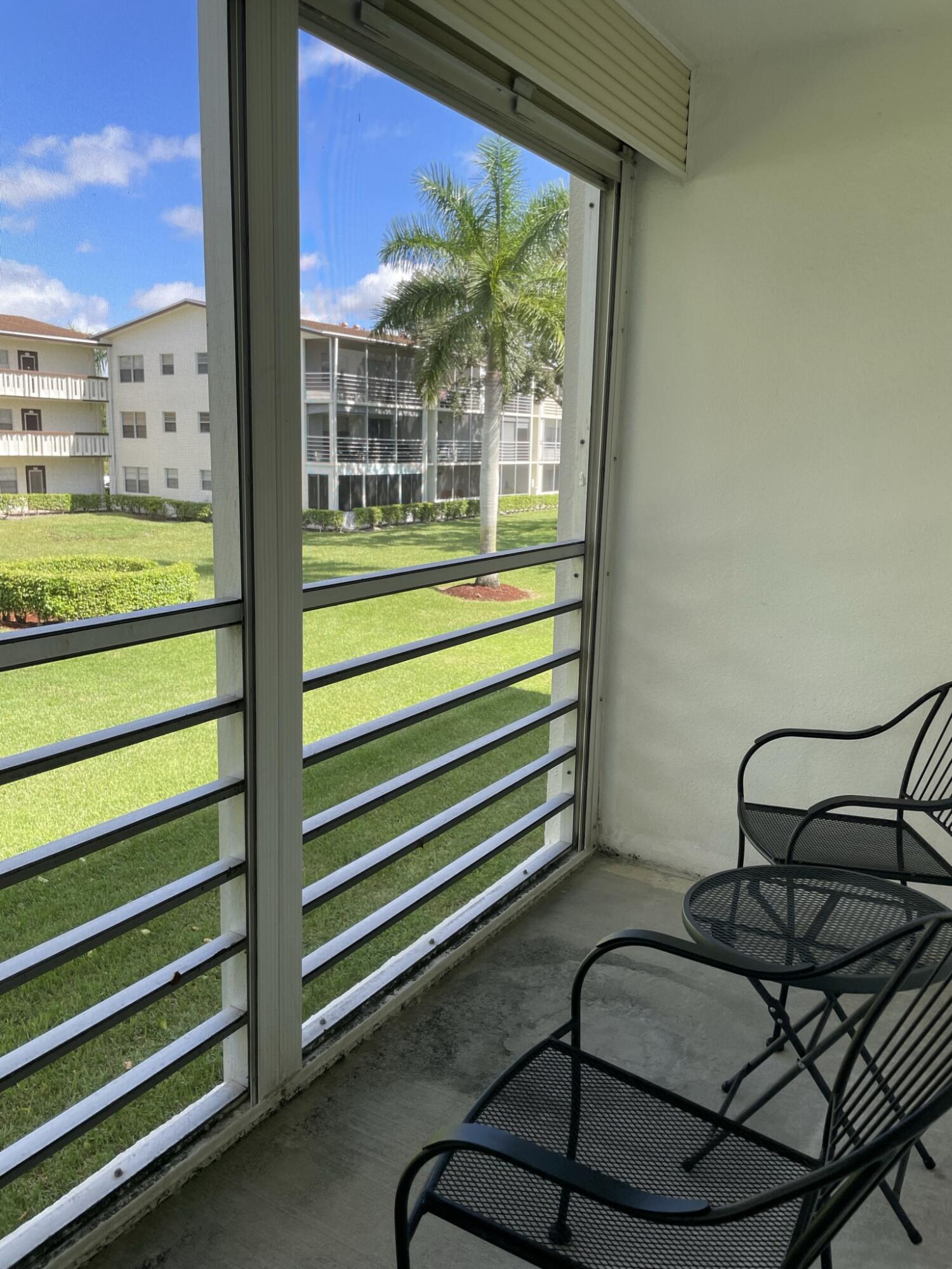 26 Suffolk A Boca Raton, FL 33434 - Photo 5 of 20 Porch