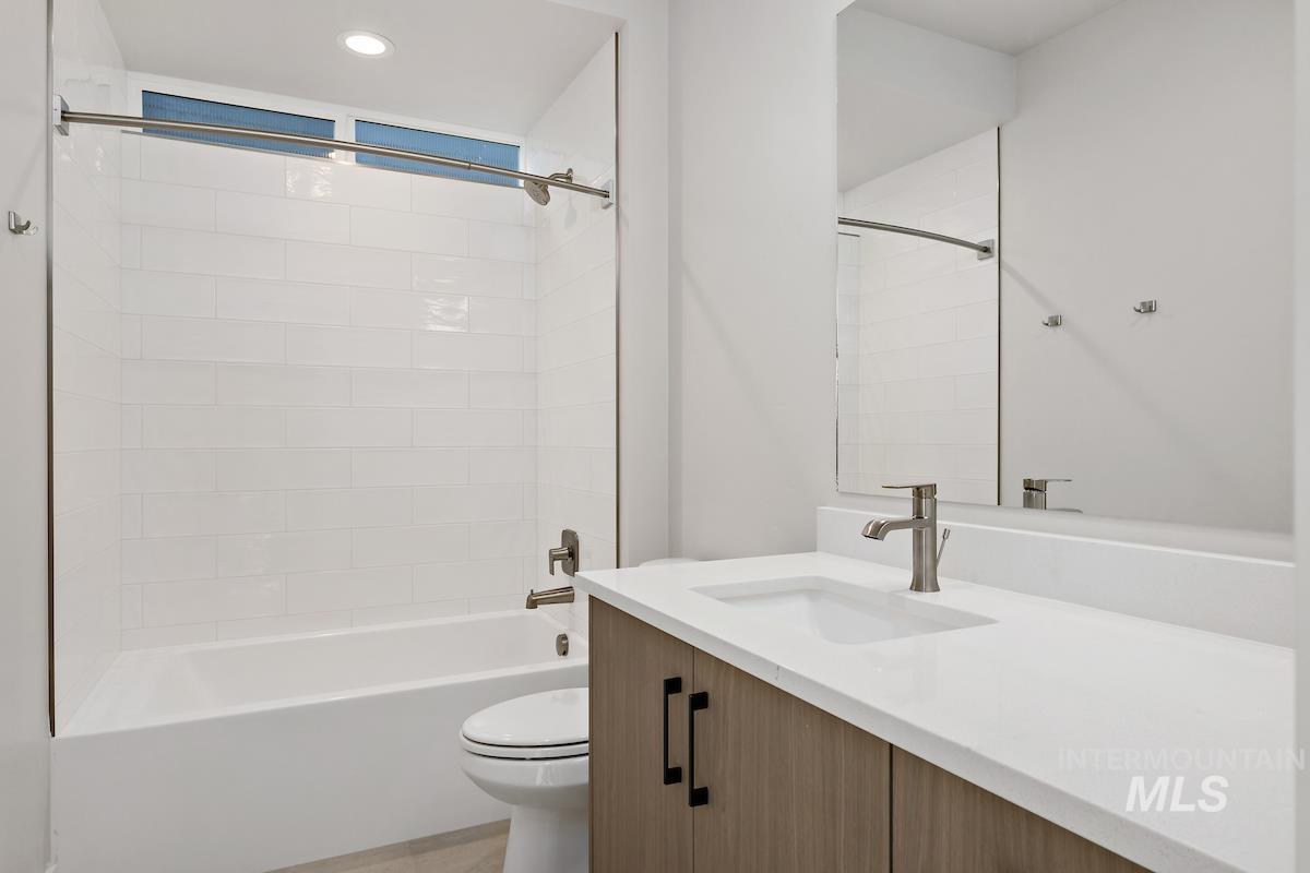 6813 South Utmost Way Meridian, ID 83642 - Photo 9 of 9