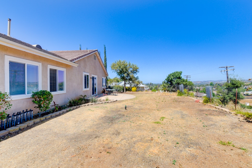 3083 Reed Road Escondido, CA 92027 - Photo 15 of 25
