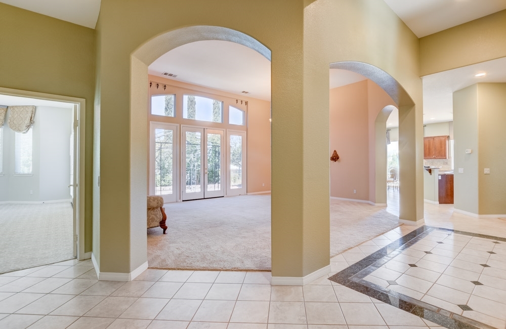 3083 Reed Road Escondido, CA 92027 - Photo 4 of 25