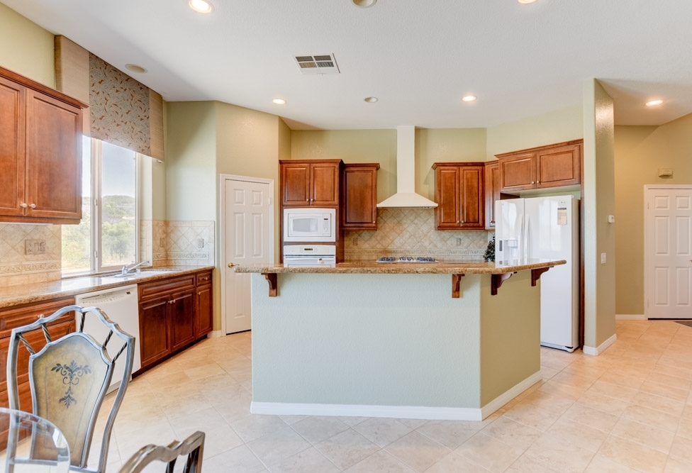 3083 Reed Road Escondido, CA 92027 - Photo 9 of 25