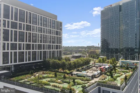 $430,000 | 1591 Spring Gate Dr., Unit 3314, McLean, VA 22102