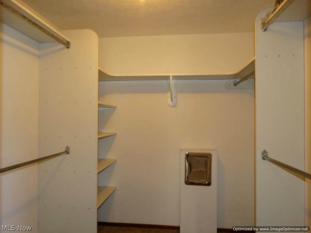 11595 Edgewood Road Chardon, OH 44024 - Photo 13 of 25 Gallery Image 13