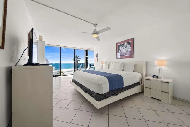 $1,695,000 | 4767 Ocean Boulevard, Unit 203, San Diego, CA 92109