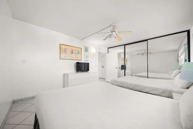 $1,695,000 | 4767 Ocean Boulevard, Unit 203, San Diego, CA 92109