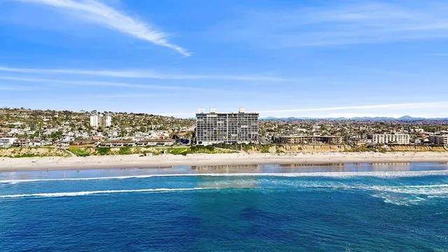 $1,695,000 | 4767 Ocean Boulevard, Unit 203, San Diego, CA 92109