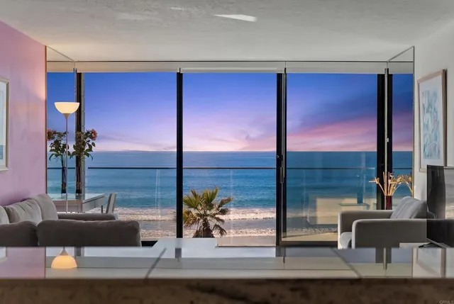 $1,695,000 | 4767 Ocean Boulevard, Unit 203, San Diego, CA 92109