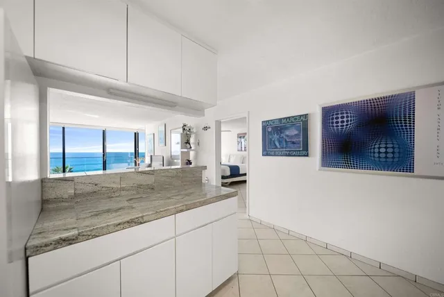 $1,695,000 | 4767 Ocean Boulevard, Unit 203, San Diego, CA 92109