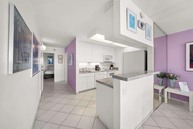 $1,695,000 | 4767 Ocean Boulevard, Unit 203, San Diego, CA 92109