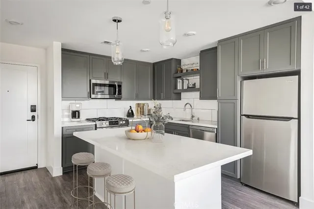 $3,670 | 8016 Santa Fe Springs Road, Whittier, CA 90602