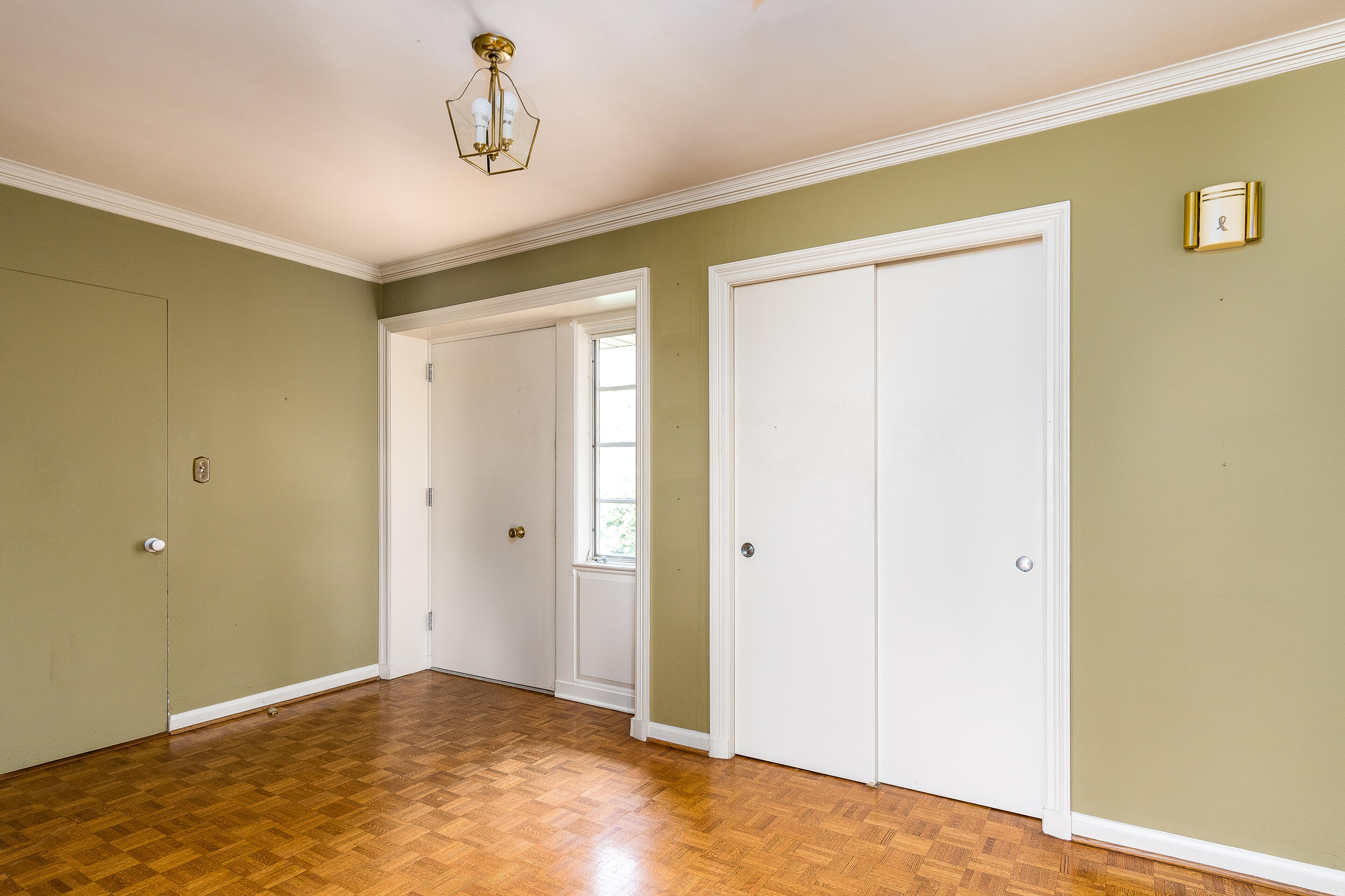 1213 Ridgeway Road Johnson City, TN 37601 - Photo 16 of 37 interior-5
