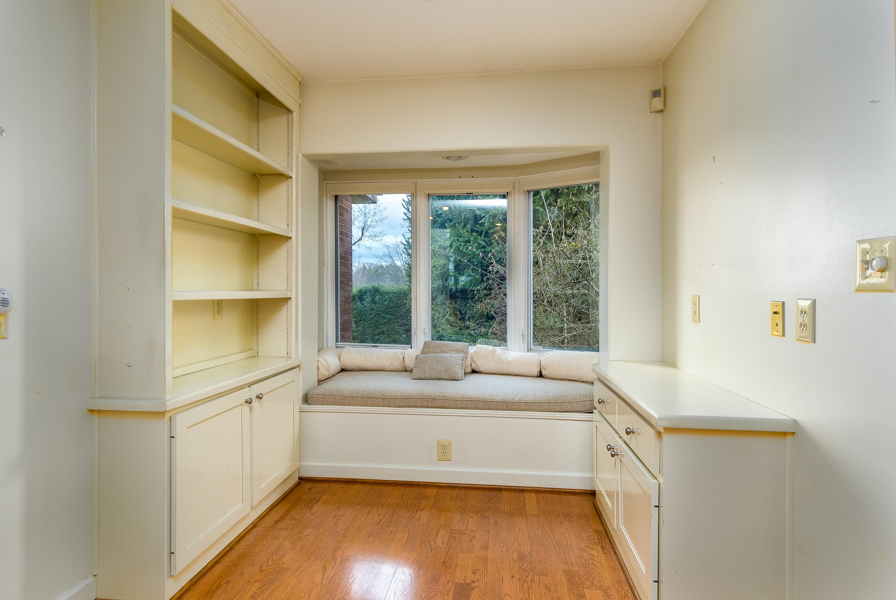 1213 Ridgeway Road Johnson City, TN 37601 - Photo 27 of 37 interior-17