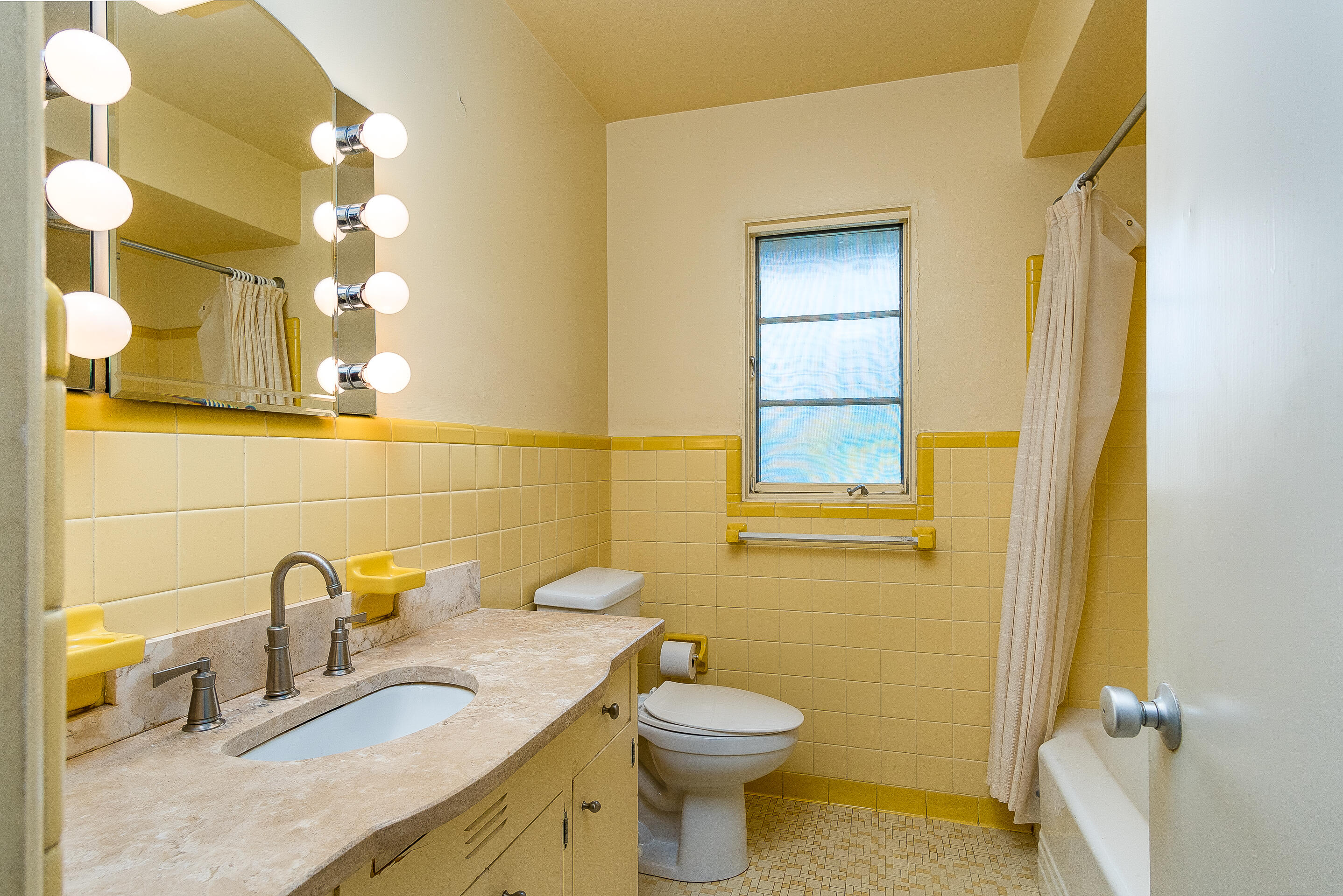 1213 Ridgeway Road Johnson City, TN 37601 - Photo 35 of 37 interior-15