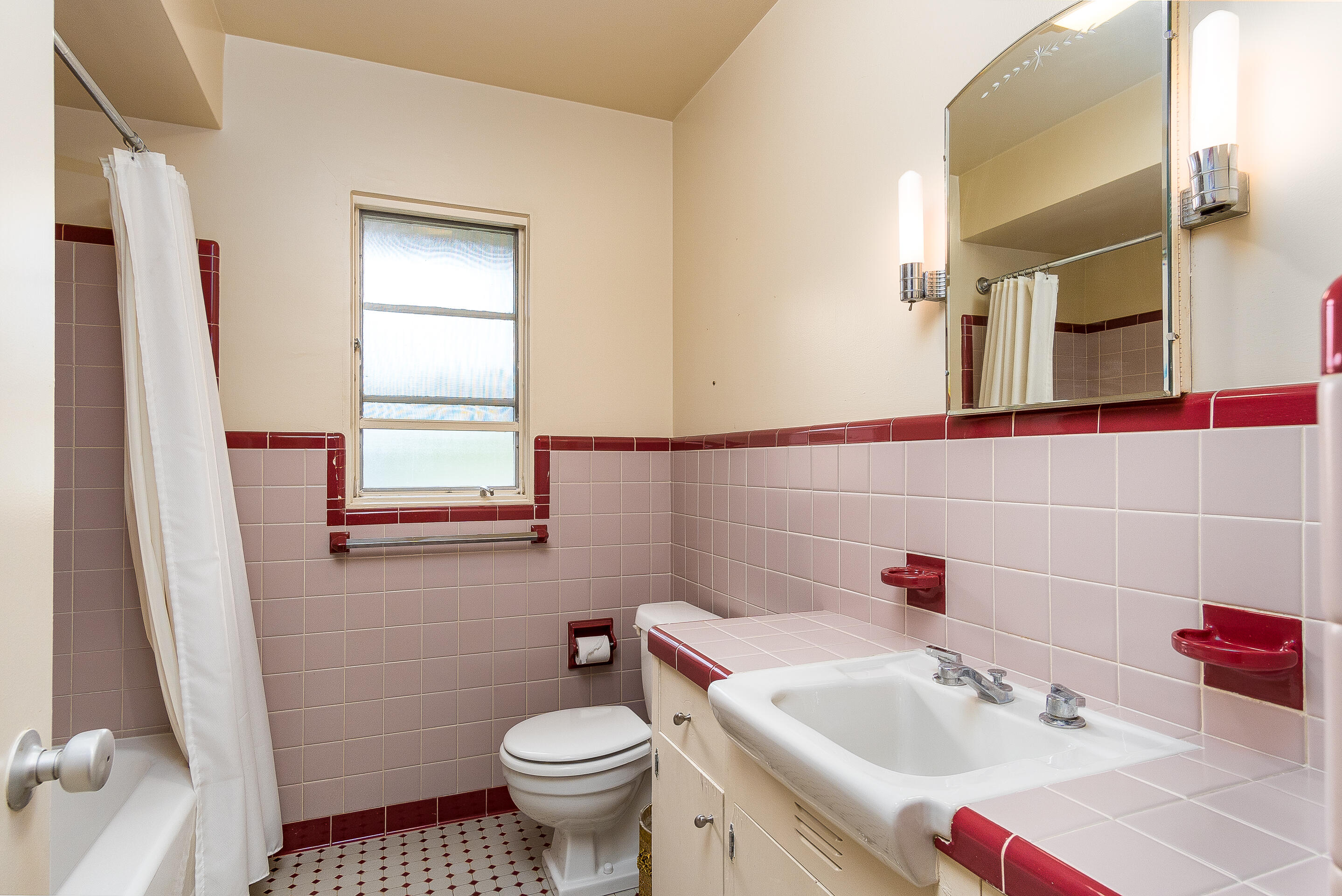 1213 Ridgeway Road Johnson City, TN 37601 - Photo 36 of 37 interior-16