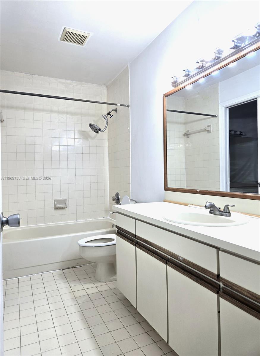 10219 Southwest 89th Street Miami, FL 33176 - Photo 14 of 20